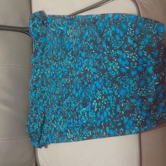 Terra & Sky Black and Blue Floral Shorts - Picture 5 of 5